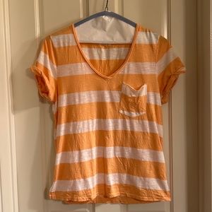 T.la v-neck short sleeve tshirt
